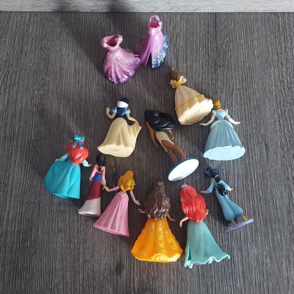 Disney Princesses Figure Toy Lot - Picture 4 of 5